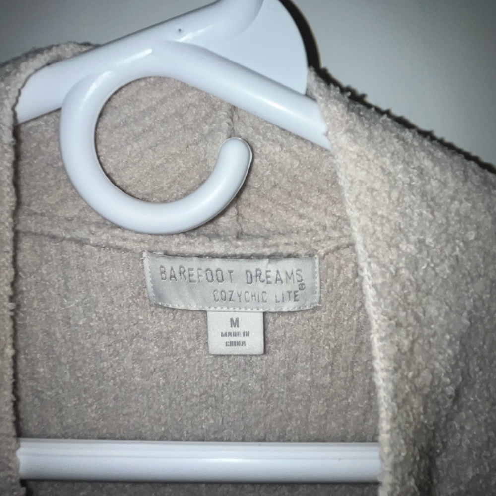 Barefoot Dreams CozyChic Lite Cardigan - Picture 3 of 3